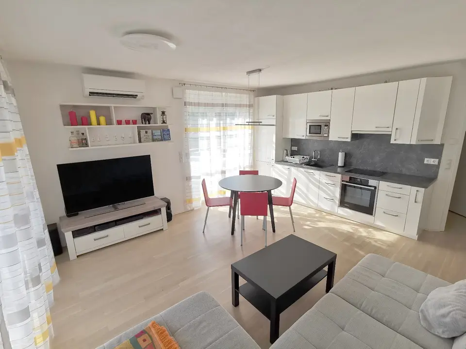 WG-Zimmer mit 72 m² in Friedrichshafen – Bild 2