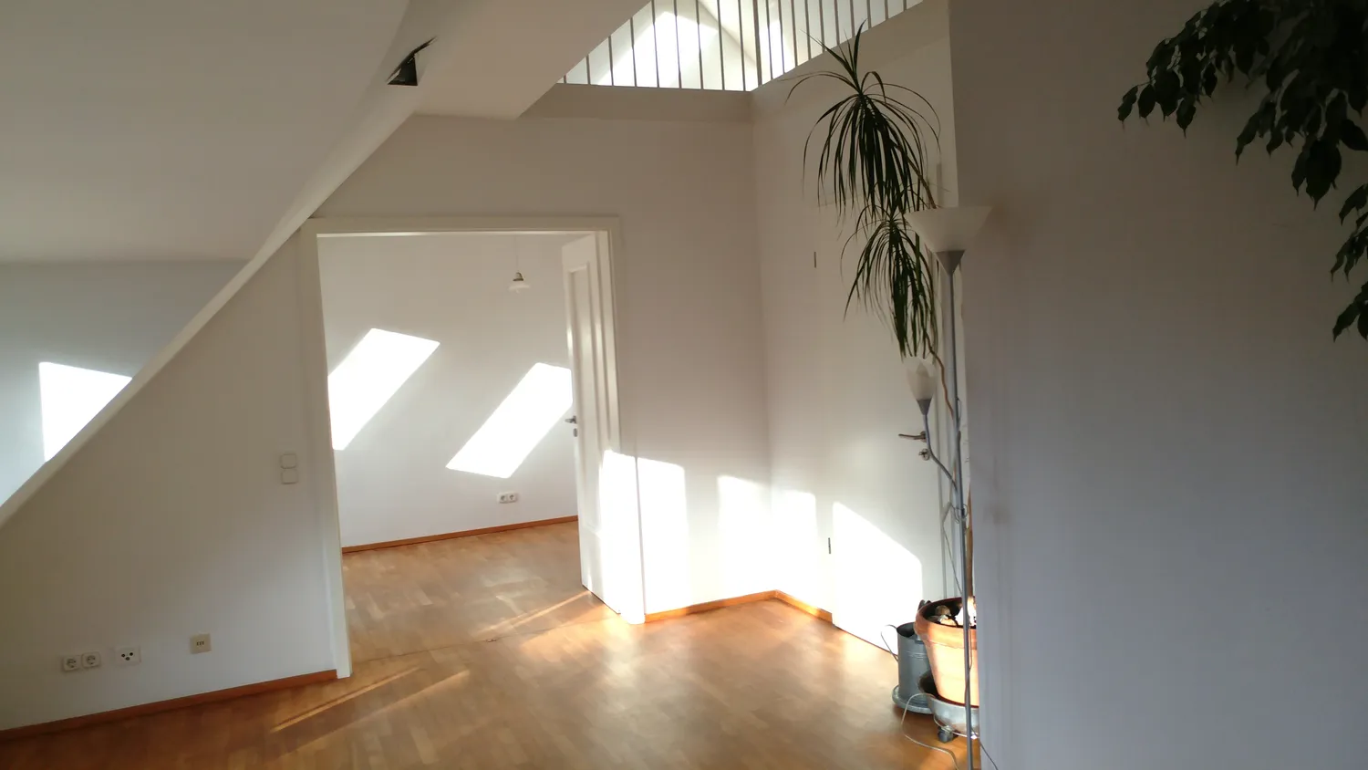 4 Zimmer Wohnung mit 100 m² in München – Bild 4