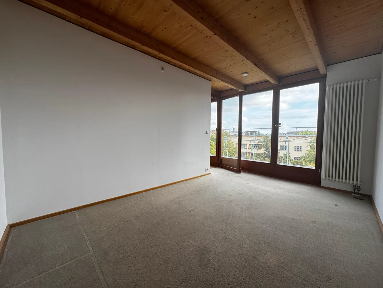 2 room apartment with 80 m² in Berlin – Photo 8