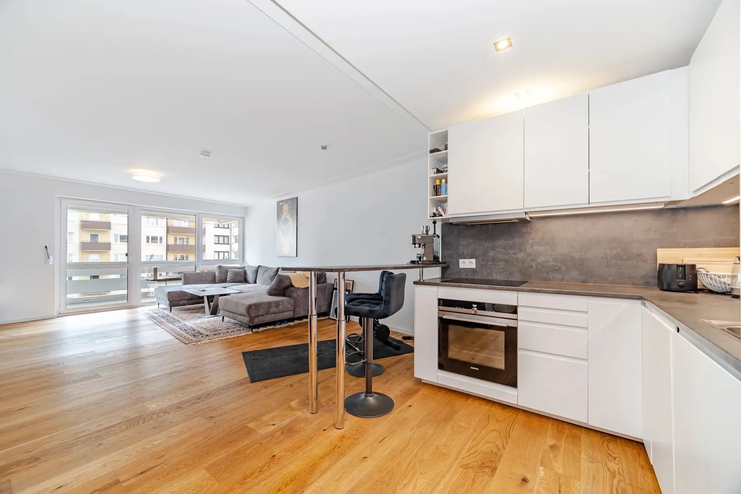 2 Zimmer Wohnung mit 75 m² in München – Bild 8