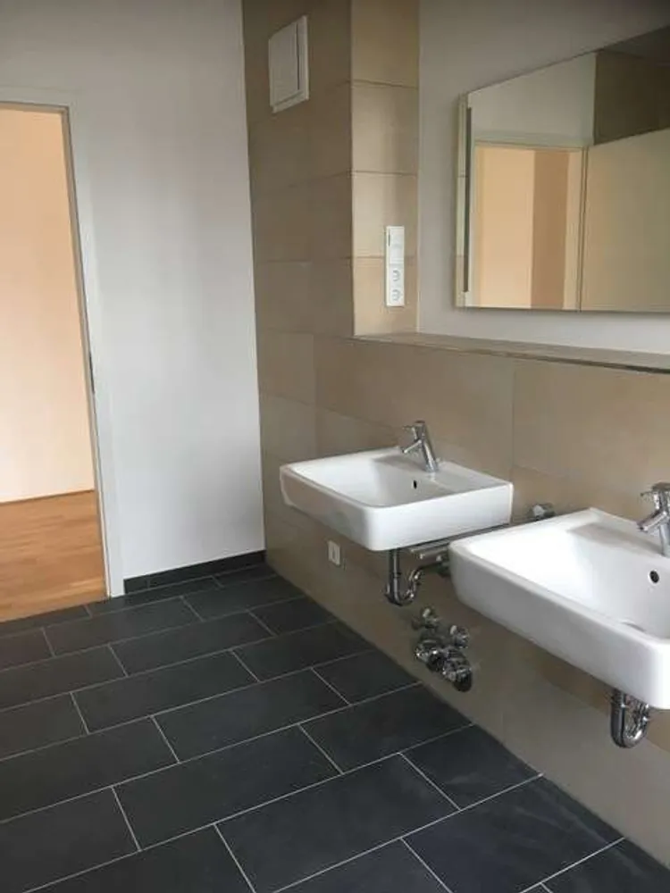 5 Zimmer Wohnung mit 184 m² in Mainz – Bild 7