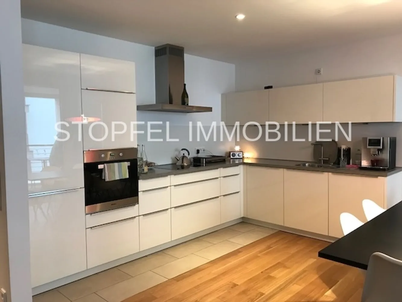 3 Zimmer Wohnung mit 129 m² in Bielefeld – Bild 2