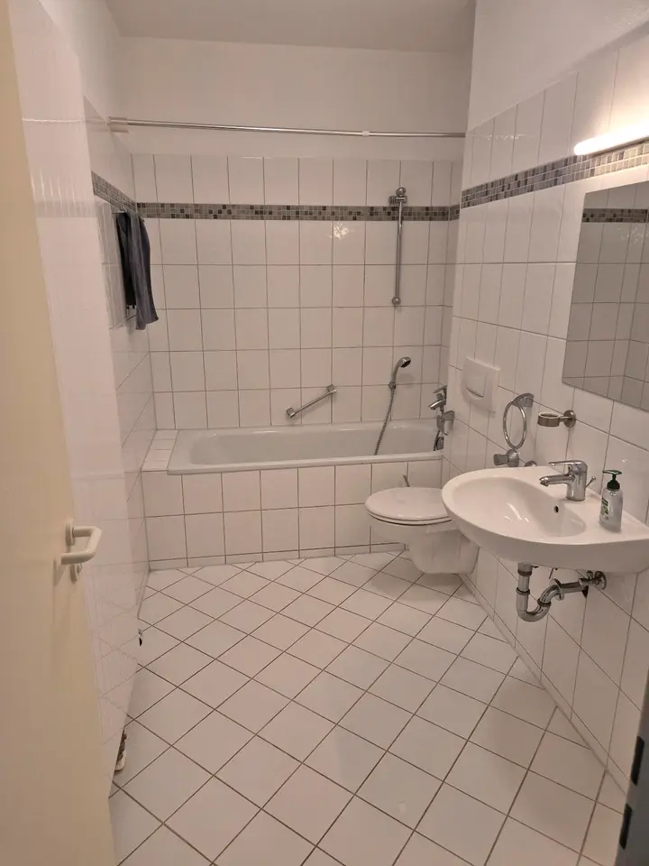 2 Zimmer Wohnung mit 44 m² in Weißenfels – Bild 7