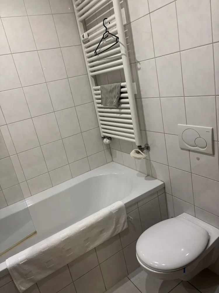 1 room apartment with 30 m² in Frankfurt am Main – Photo 6