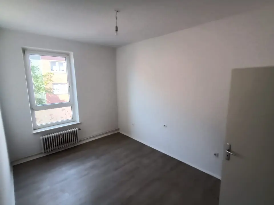 6 Zimmer Wohnung mit 100 m² in Wilhelmshaven – Bild 8