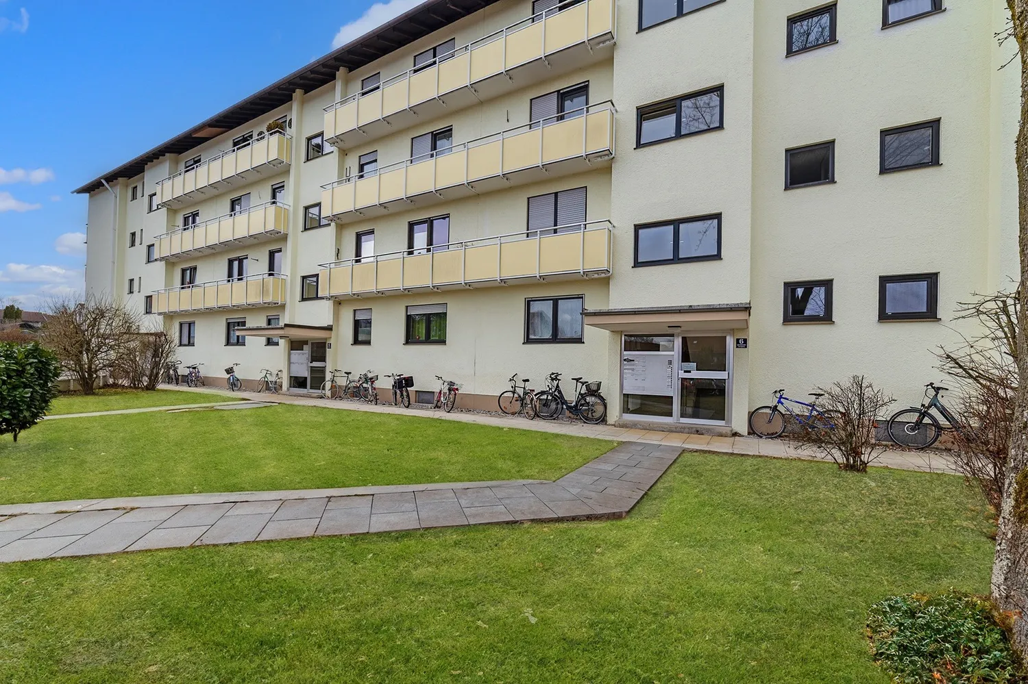 1 room apartment with 33 m² in Weilheim in Oberbayern – Photo 12