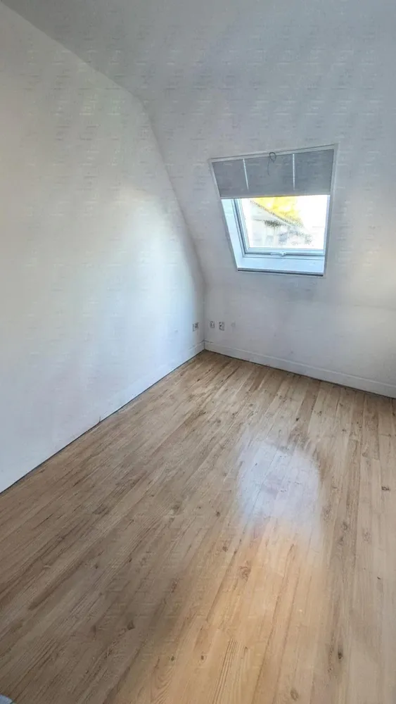 4 Zimmer Wohnung mit 74 m² in Stuttgart – Bild 1