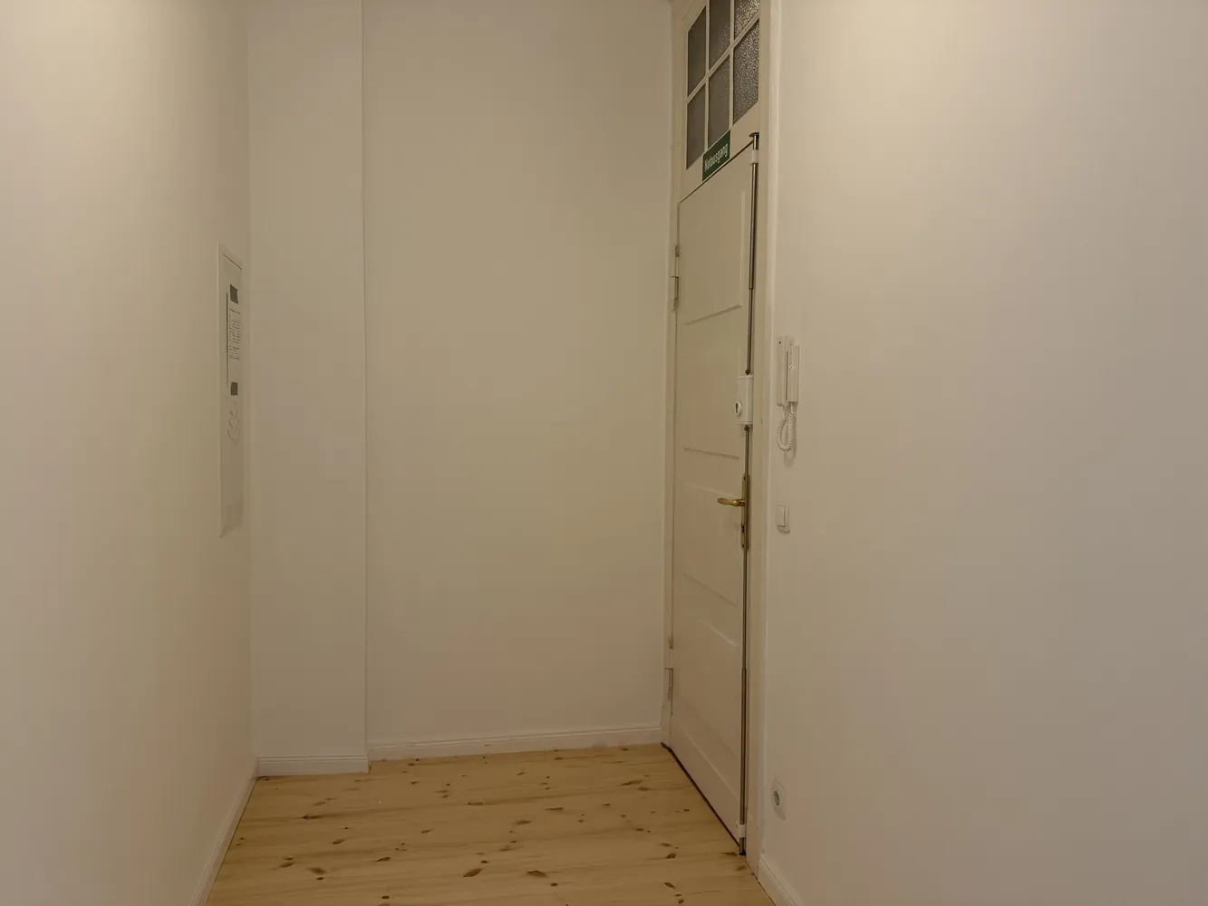 4 Zimmer Wohnung mit 142 m² in Berlin – Bild 2