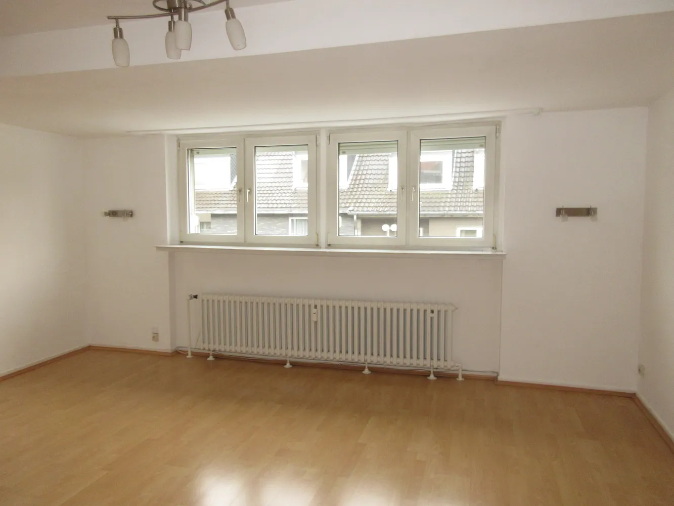 3 Zimmer Wohnung mit 64 m² in Düsseldorf – Bild 1