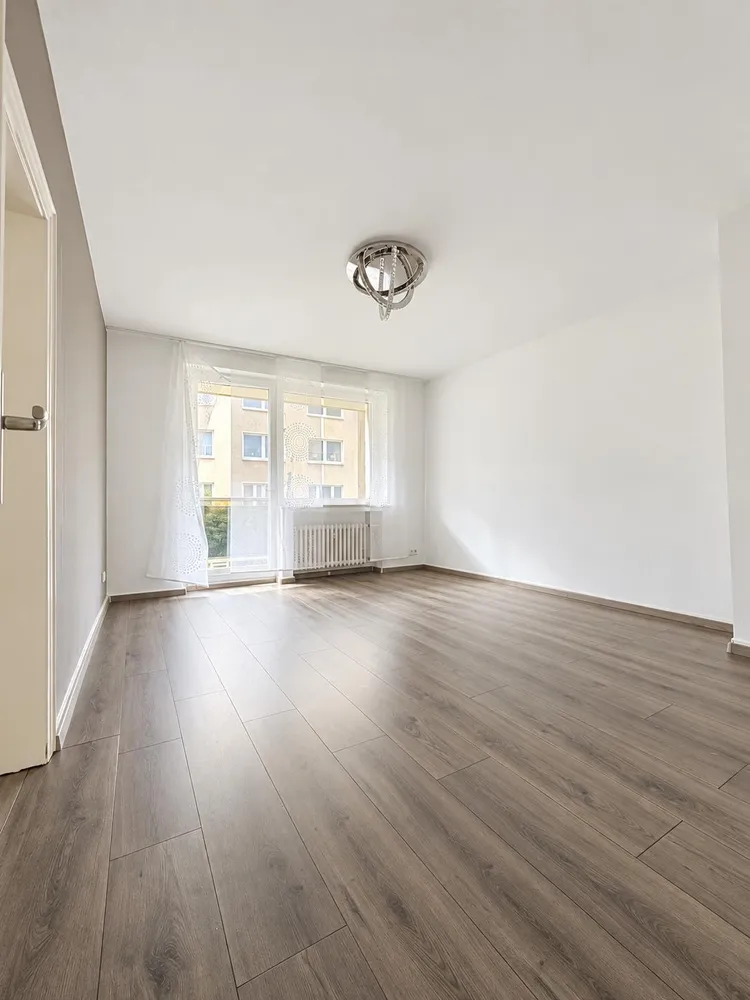 3 Zimmer Wohnung mit 80 m² in Krefeld – Bild 1