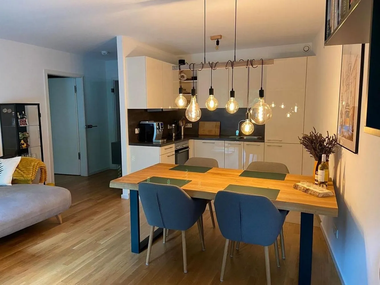 2 Zimmer Wohnung mit 66 m² in Hamburg – Bild 3