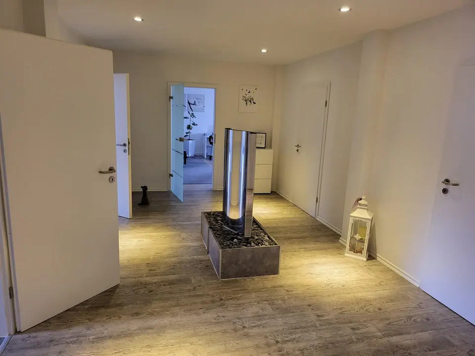 5 Zimmer Wohnung mit 200 m² in Crimmitschau – Bild 5