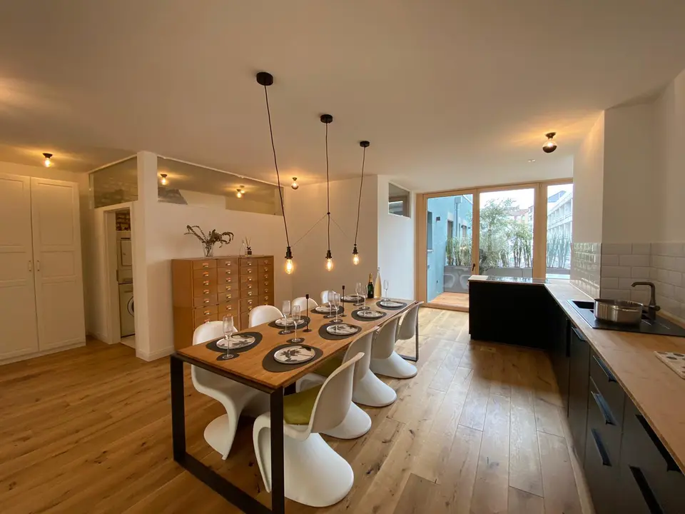 4 Zimmer Wohnung mit 114 m² in Düsseldorf – Bild 1