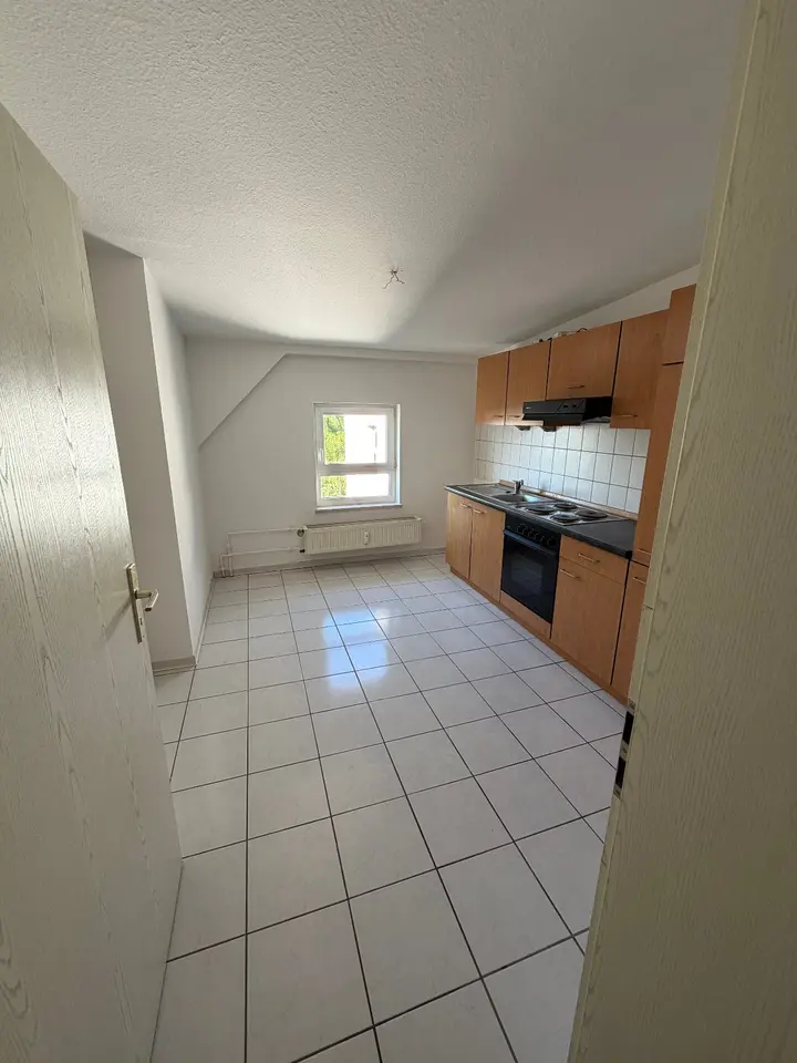 2 Zimmer Wohnung mit 58 m² in Halle (Saale) – Bild 4