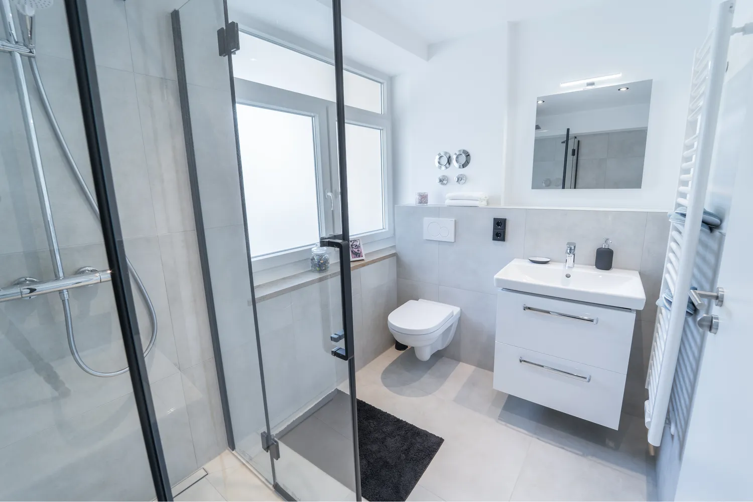 4 Zimmer Wohnung mit 70 m² in München – Bild 3