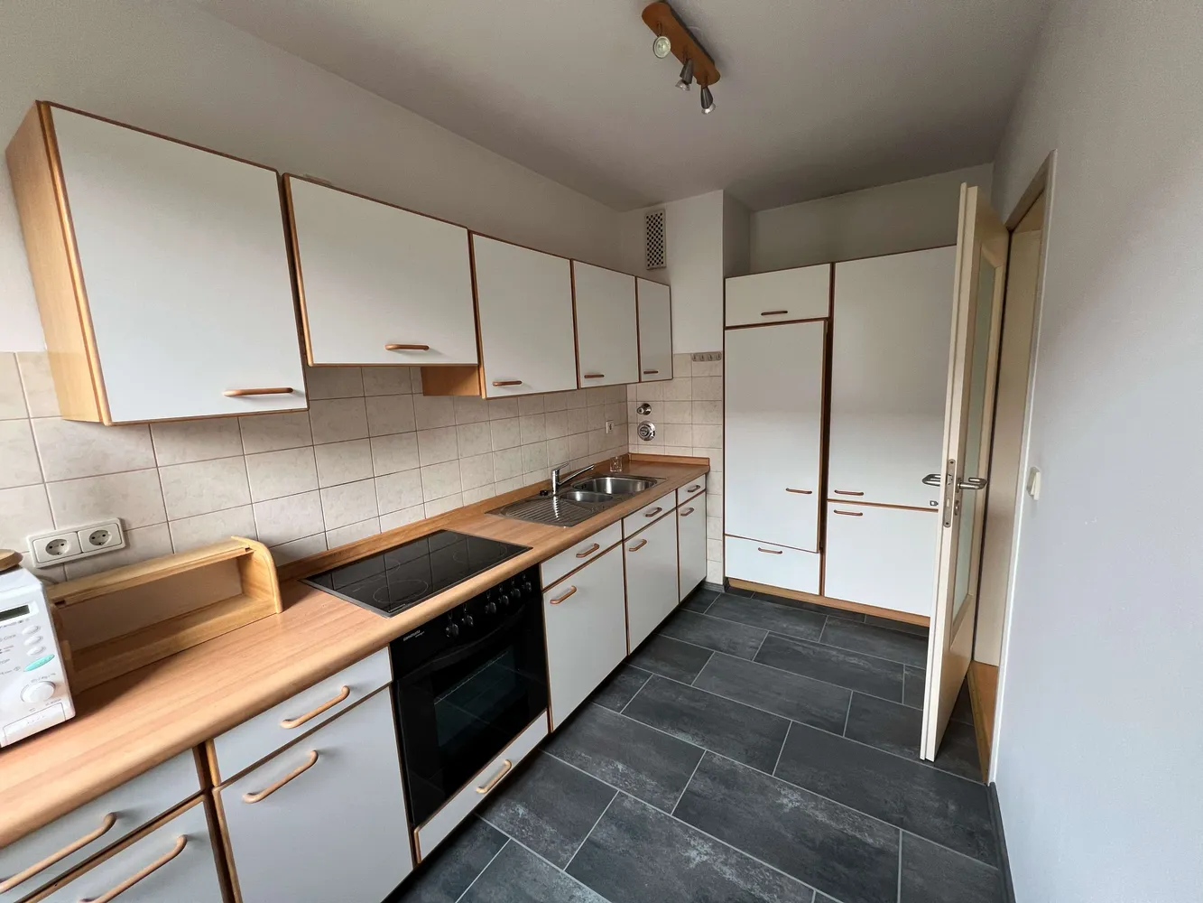 2 Zimmer Wohnung mit 62 m² in Düsseldorf – Bild 12