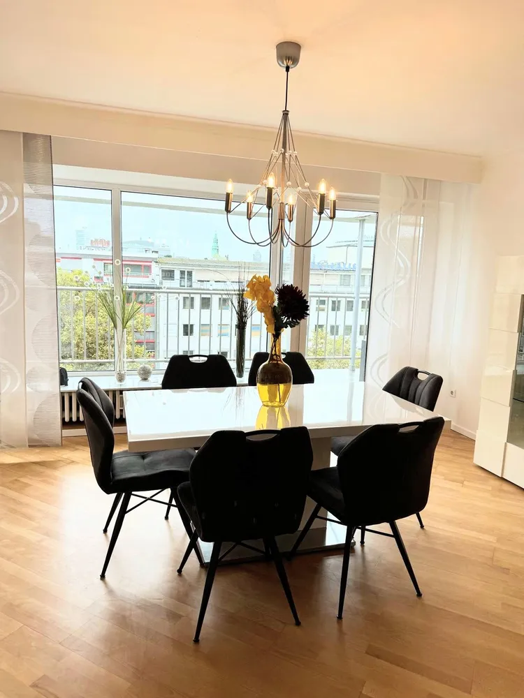 5 room apartment with 135 m² in Düsseldorf – Photo 12