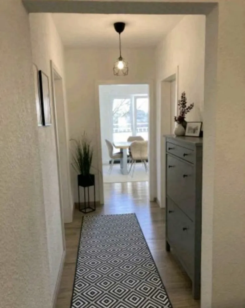 3 Zimmer Wohnung mit 90 m² in Solingen – Bild 2