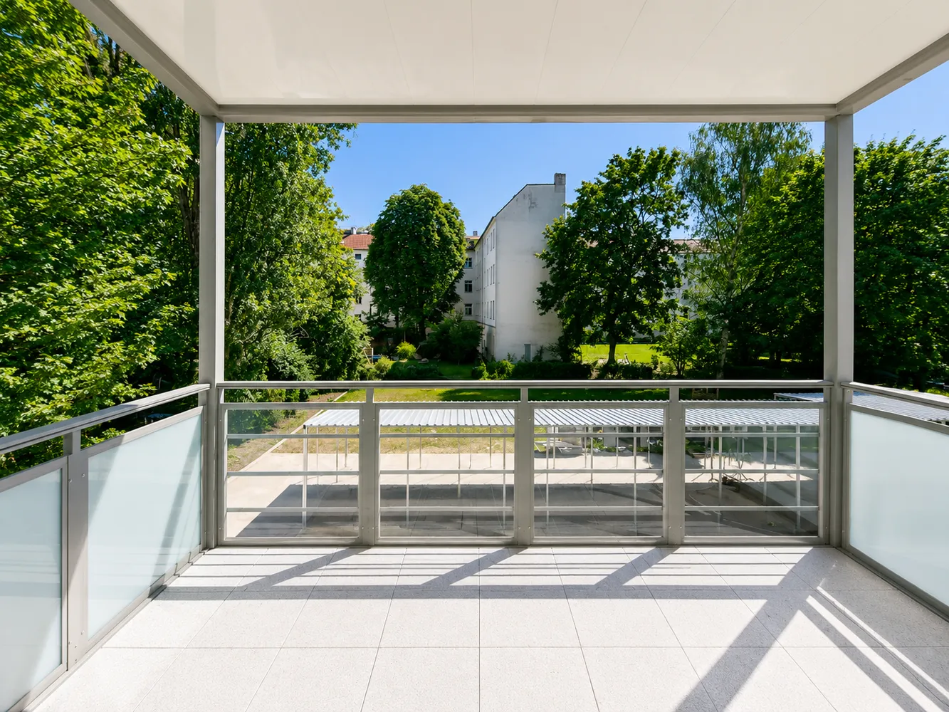 4 Zimmer Wohnung mit 95 m² in Berlin – Bild 2
