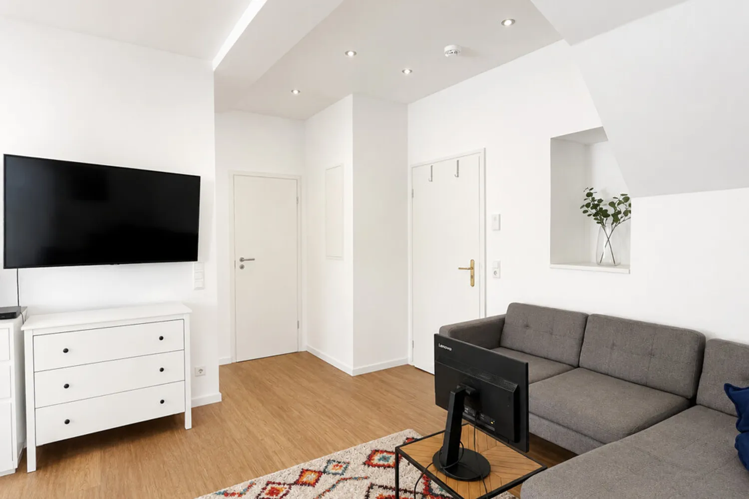 4 Zimmer Wohnung mit 83 m² in Düsseldorf – Bild 5