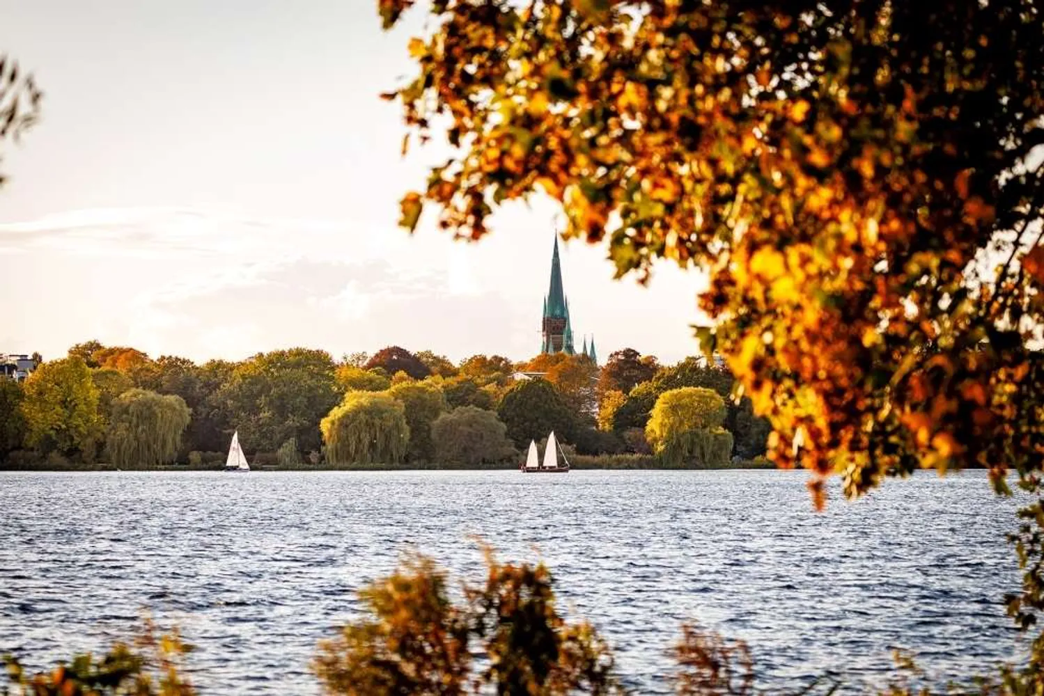 4 Zimmer Wohnung mit 181 m² in Hamburg – Bild 1