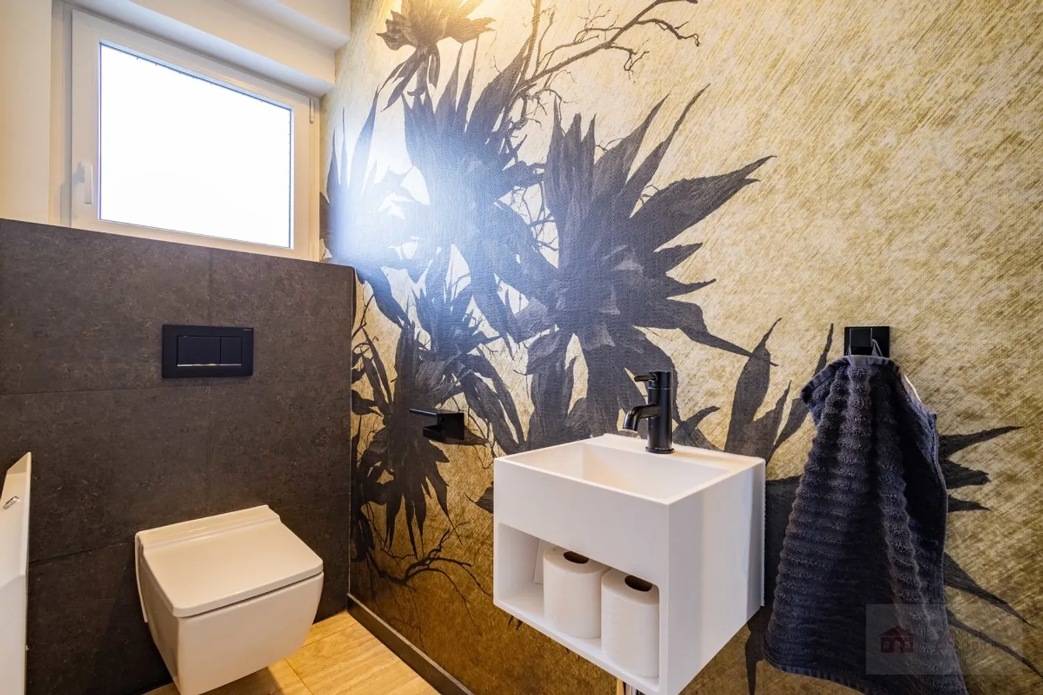 6 Zimmer Haus mit 300 m² in Freiburg im Breisgau – Bild 11