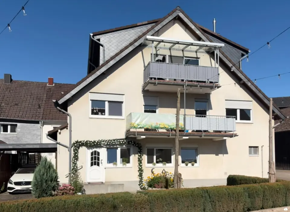 2 Zimmer Wohnung mit 84 m² in Bergisch Gladbach – Bild 1