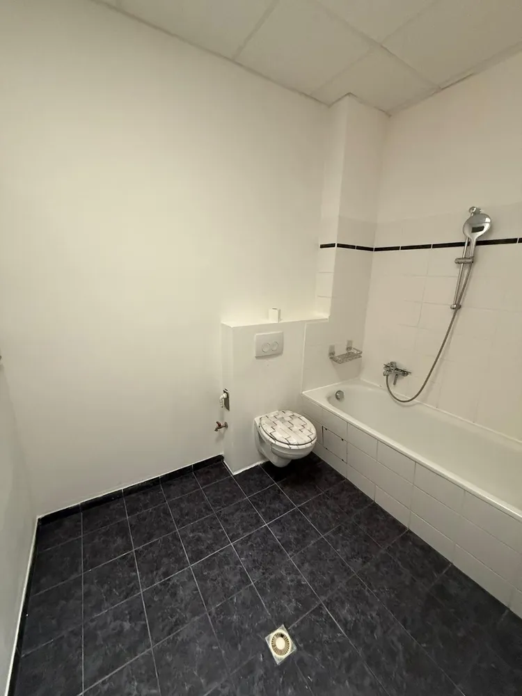 2 room apartment with 64 m² in Frankfurt am Main – Photo 11