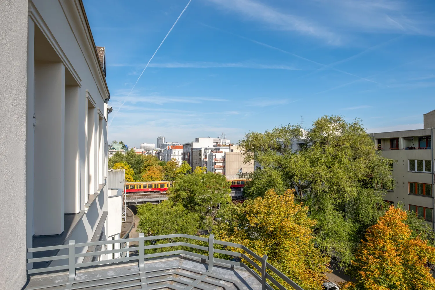 7 Zimmer Wohnung mit 213 m² in Berlin – Bild 8