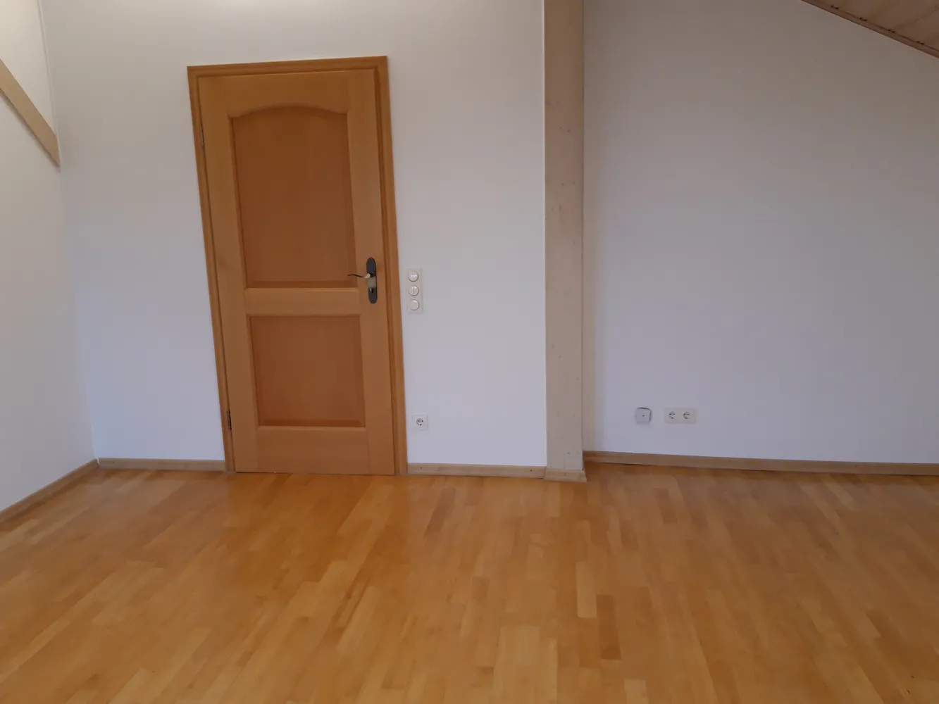 4 Zimmer Wohnung mit 105 m² in Ingolstadt – Bild 2