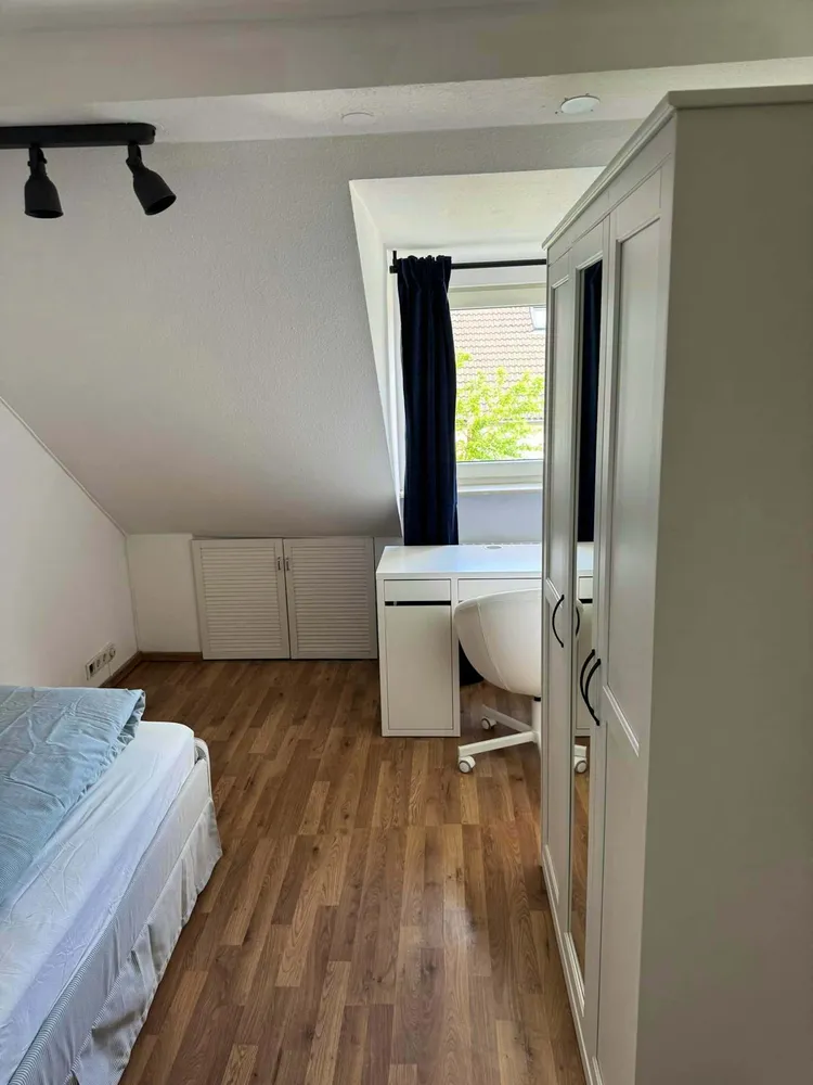 WG-Zimmer mit 15 m² in Düsseldorf – Bild 3