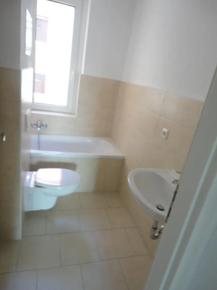 4 room apartment with 98 m² in Magdeburg – Photo 2