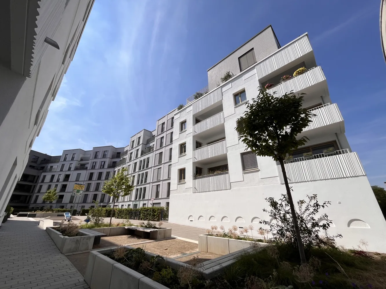 3 Zimmer Wohnung mit 78 m² in Köln – Bild 2