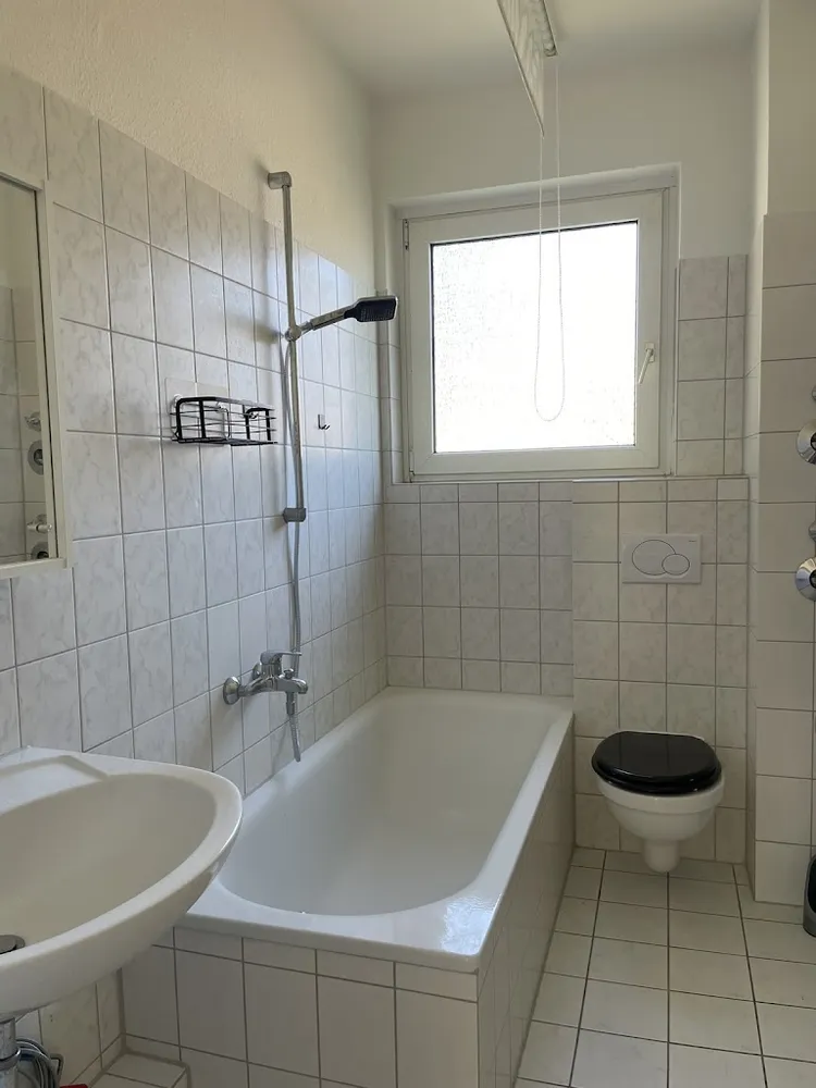 2 Zimmer Wohnung mit 64 m² in Kiel – Bild 2
