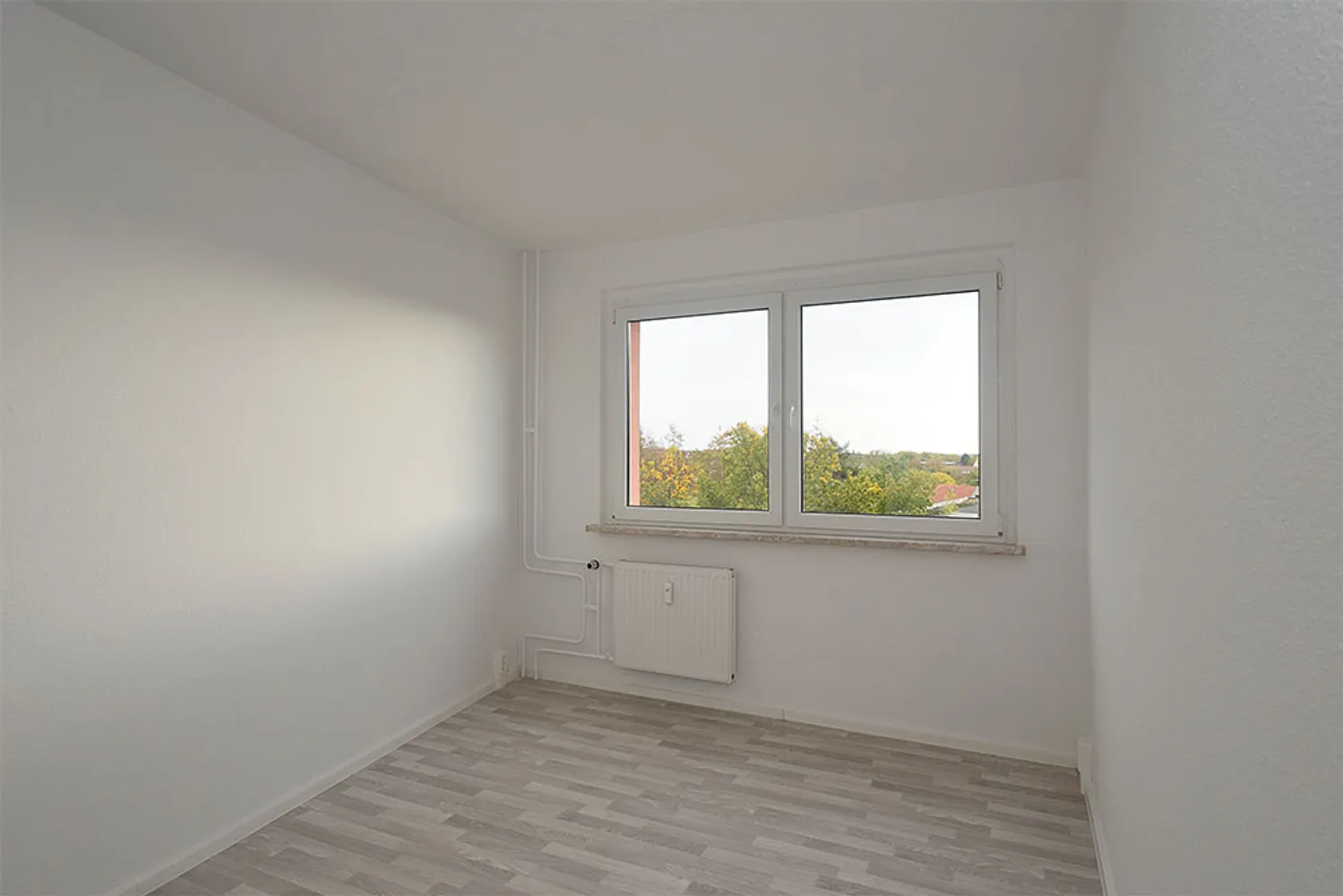5 Zimmer Wohnung mit 101 m² in Halle (Saale) – Bild 3