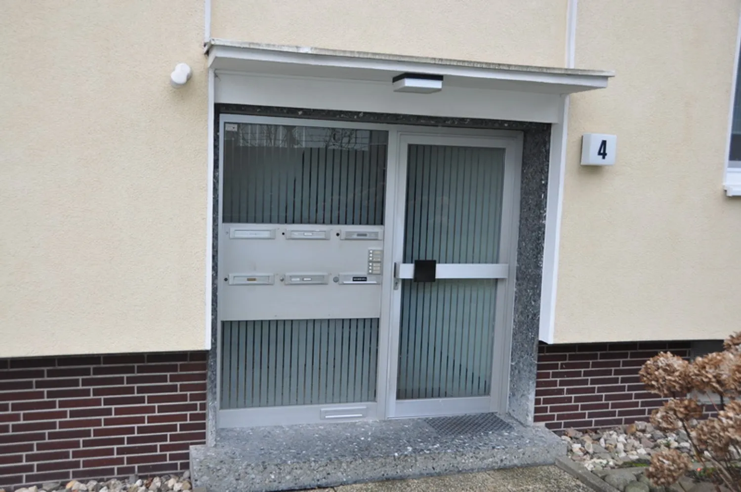 4 Zimmer Wohnung mit 74 m² in Essen – Bild 2