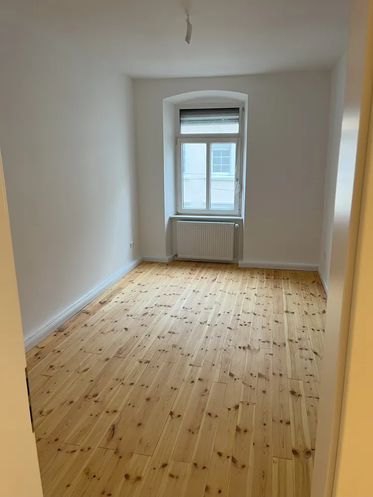 5 Zimmer Wohnung mit 110 m² in Karlsruhe – Bild 3