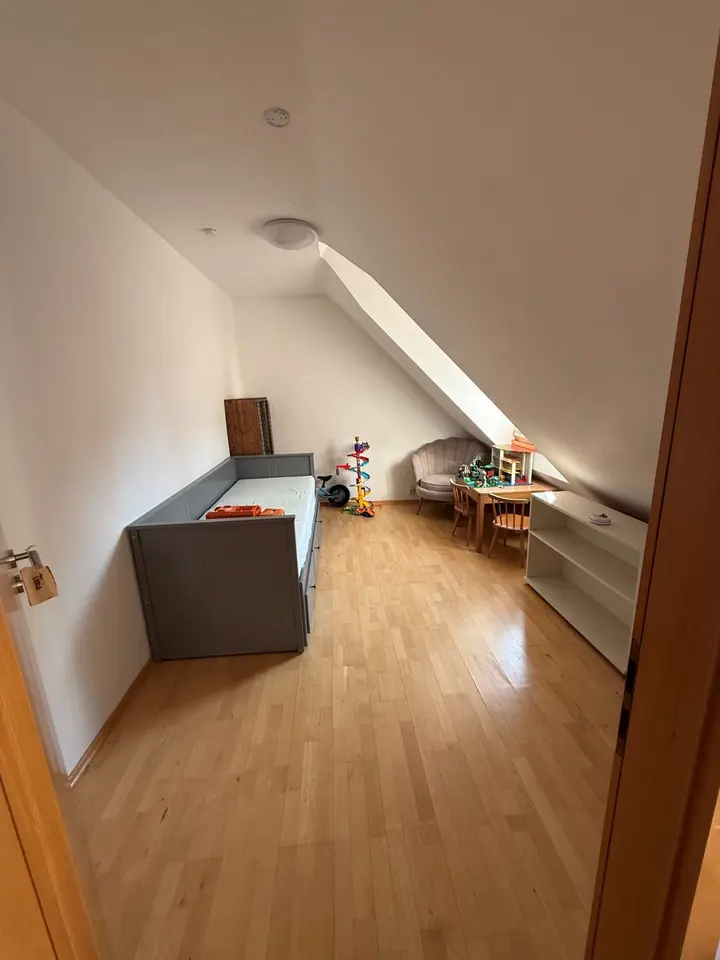 4 Zimmer Wohnung mit 148 m² in Traunstein – Bild 10