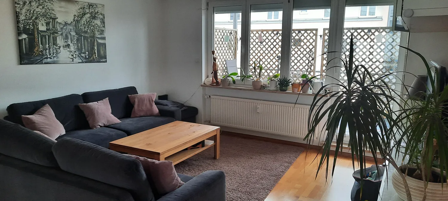 4 Zimmer Wohnung mit 100 m² in Augsburg – Bild 1