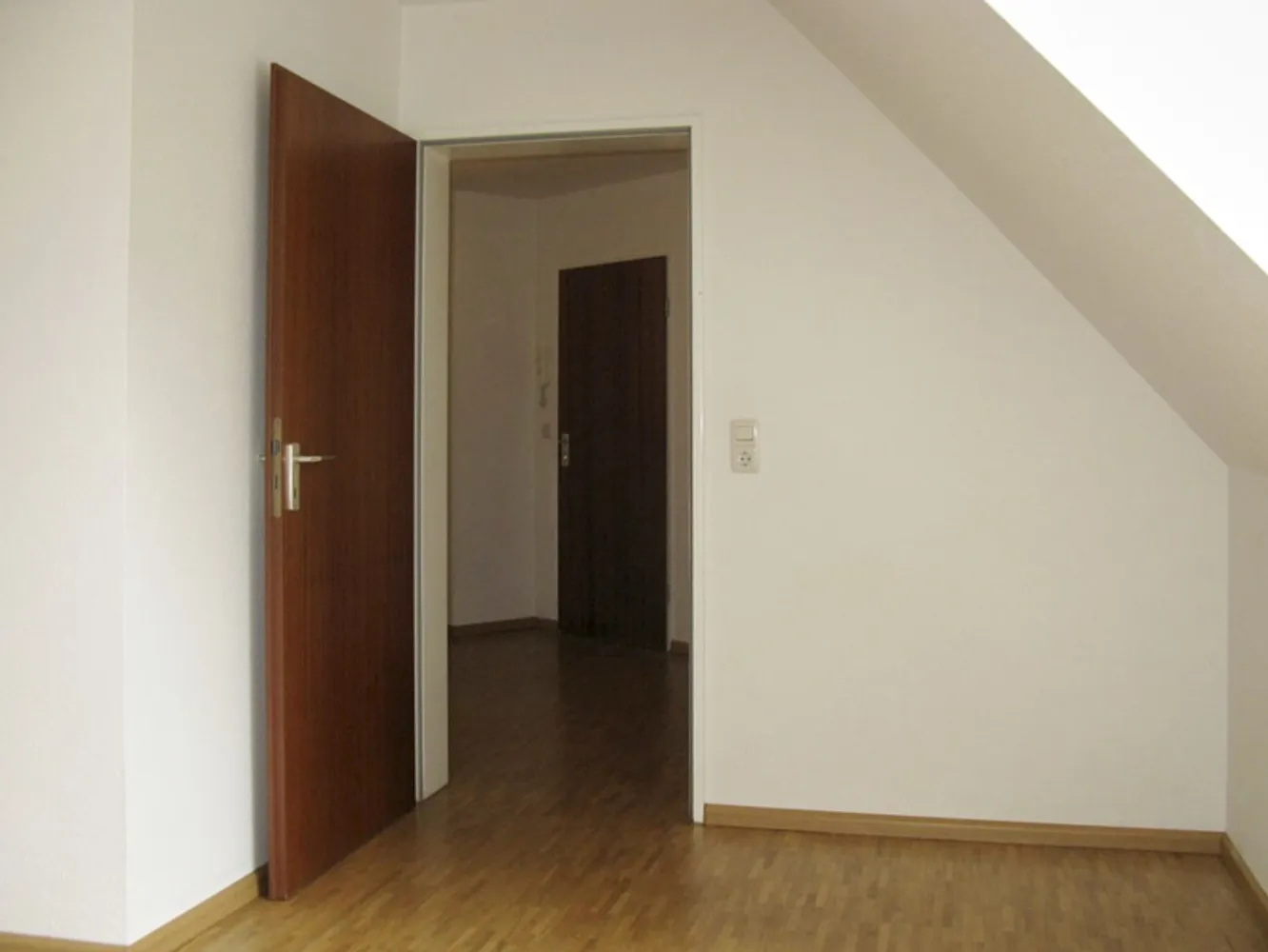 4 Zimmer Wohnung mit 93 m² in Freiburg im Breisgau – Bild 9