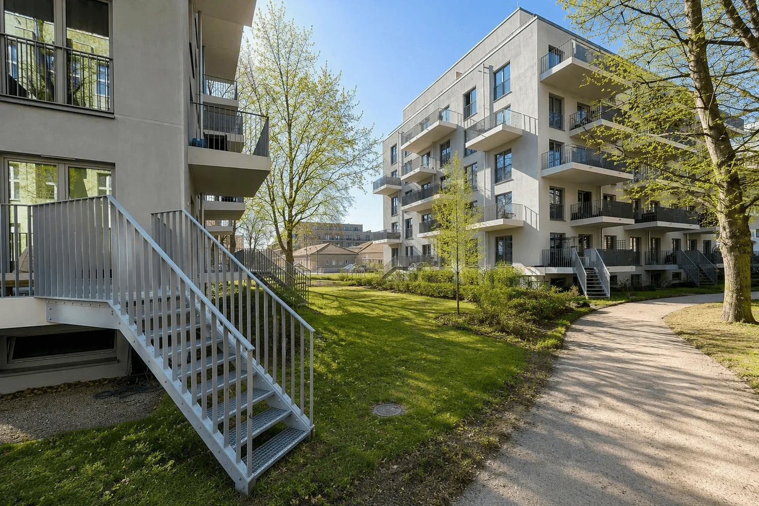 4 Zimmer Wohnung mit 95 m² in Berlin – Bild 1