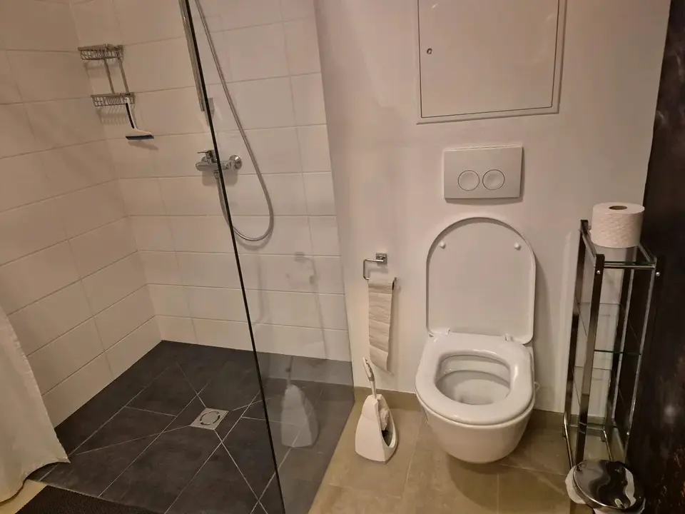 2 Zimmer Wohnung mit 66 m² in Berlin – Bild 6