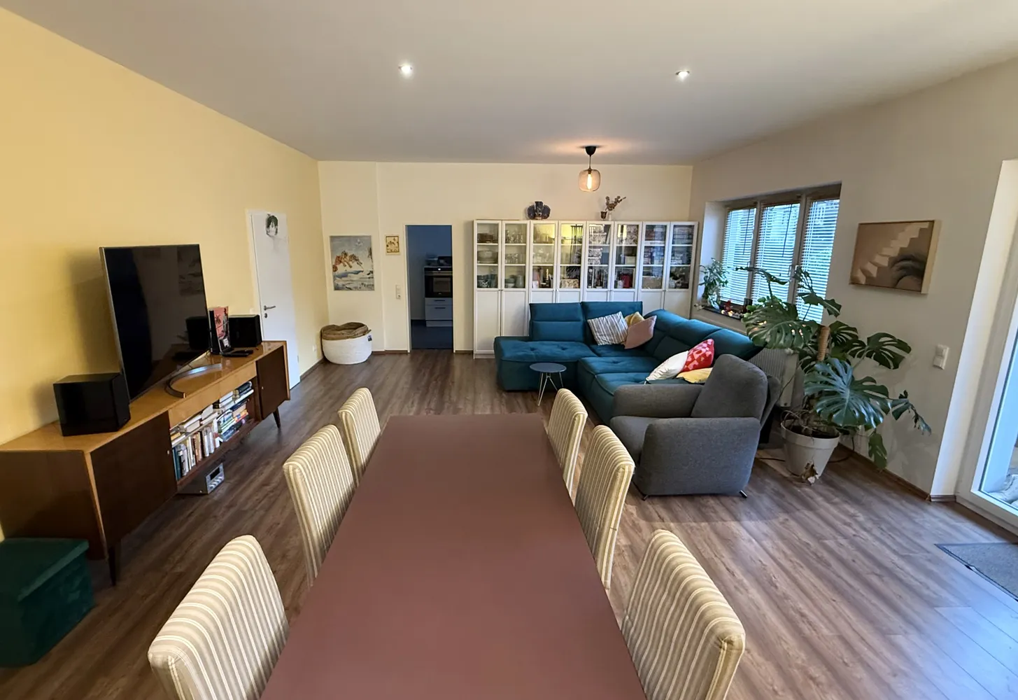 2 Zimmer Wohnung mit 102 m² in Aachen – Bild 4