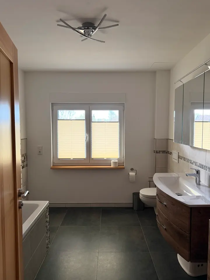 4 Zimmer Wohnung mit 160 m² in Zwickau – Bild 10