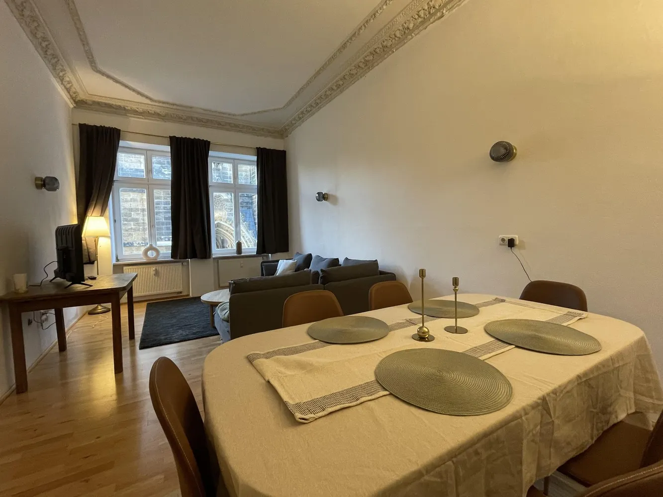 3 Zimmer Wohnung mit 130 m² in Leipzig – Bild 2