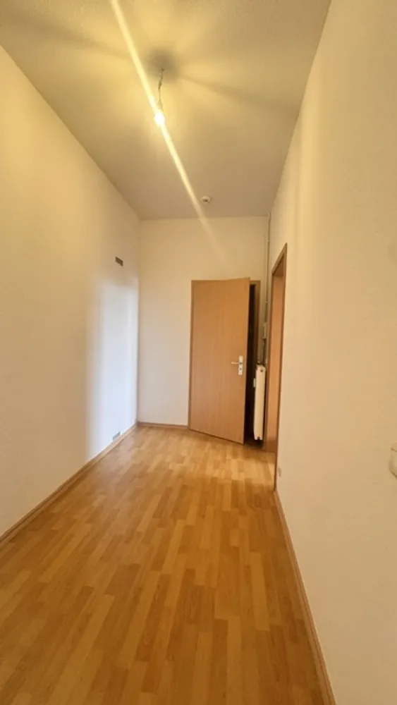 2 Zimmer Wohnung mit 47 m² in Halle (Saale) – Bild 6