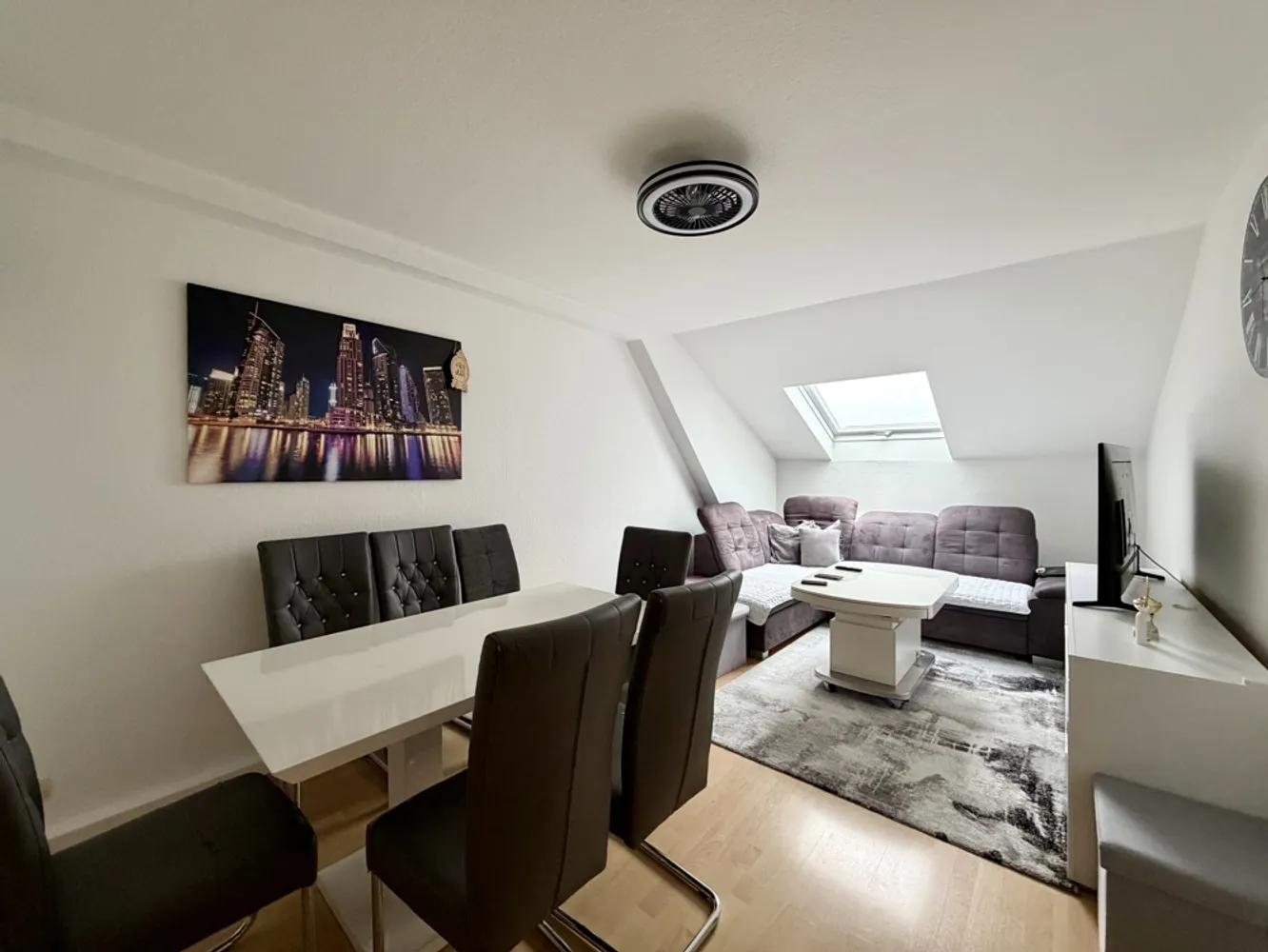 3 Zimmer Wohnung mit 65 m² in Wiesbaden – Bild 2