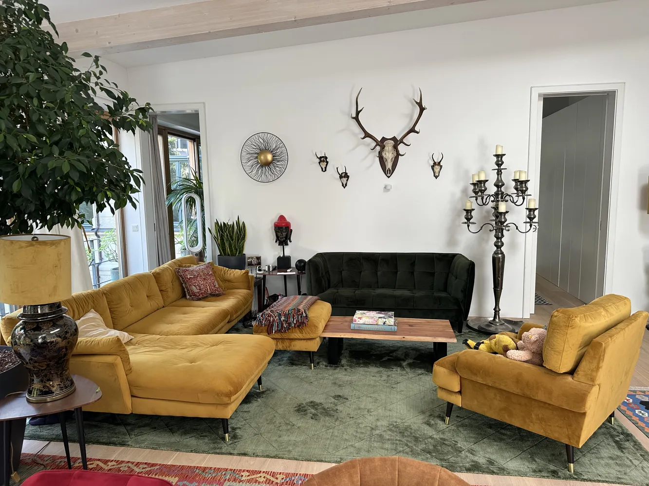 2 Zimmer Wohnung mit 160 m² in München – Bild 3