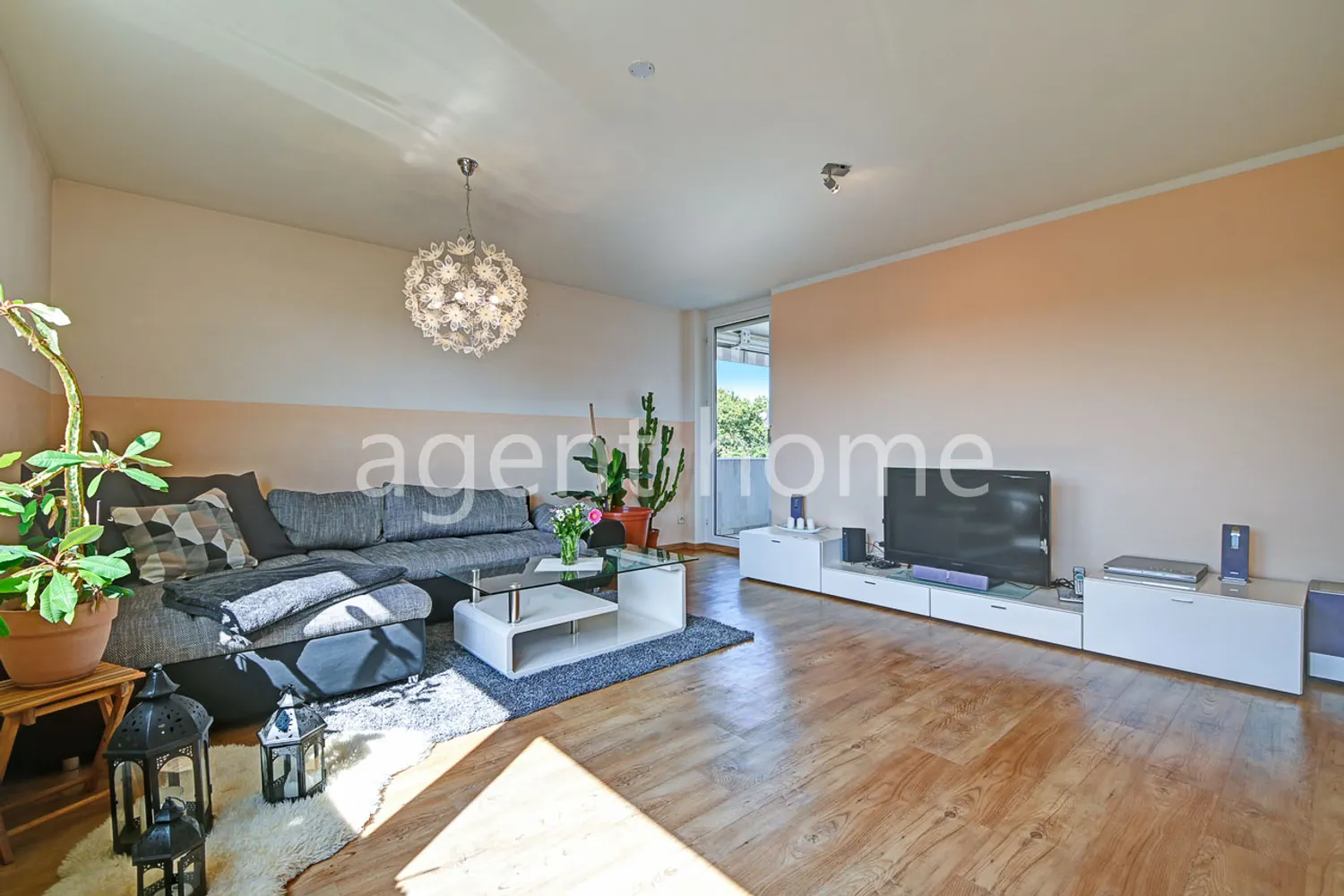 3 room apartment with 97 m² in Leonberg – Photo 1