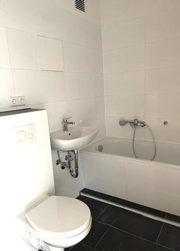 2 Zimmer Wohnung mit 49 m² in Halle (Saale) – Bild 7